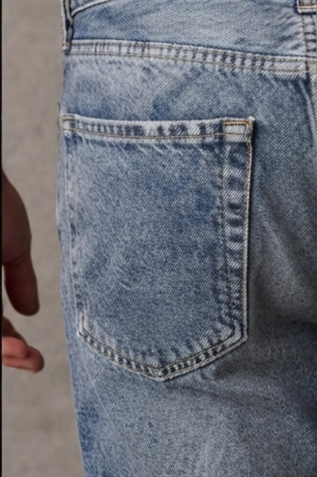 Doughlas Blue Fade Straight-Leg Denim Jeans